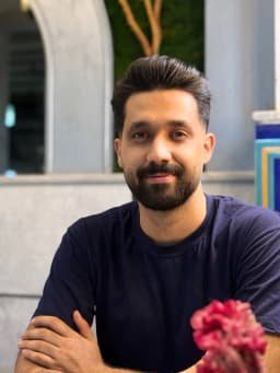 پروفایل کامنت